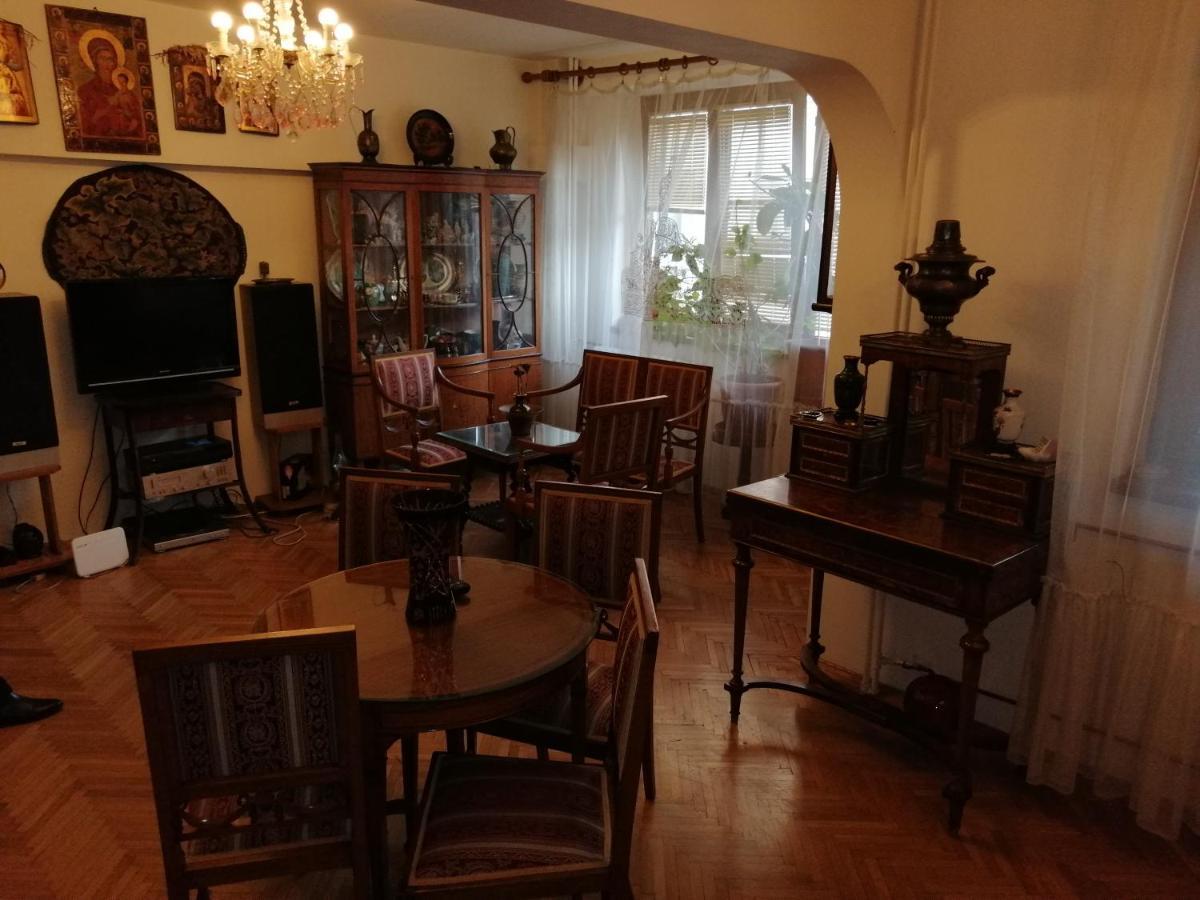 Apartment In The Historical Center Bucharest Exterior photo
