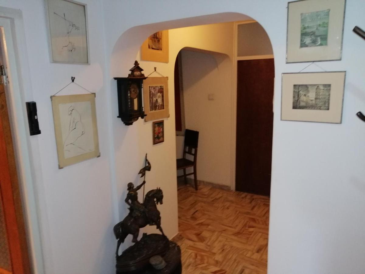 Apartment In The Historical Center Bucharest Exterior photo