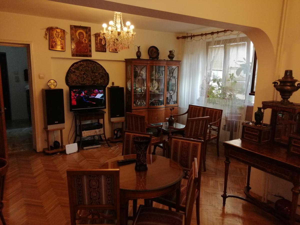 Apartment In The Historical Center Bucharest Exterior photo