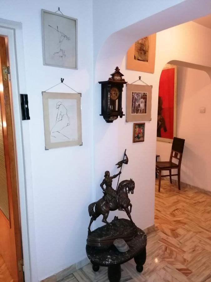 Apartment In The Historical Center Bucharest Exterior photo